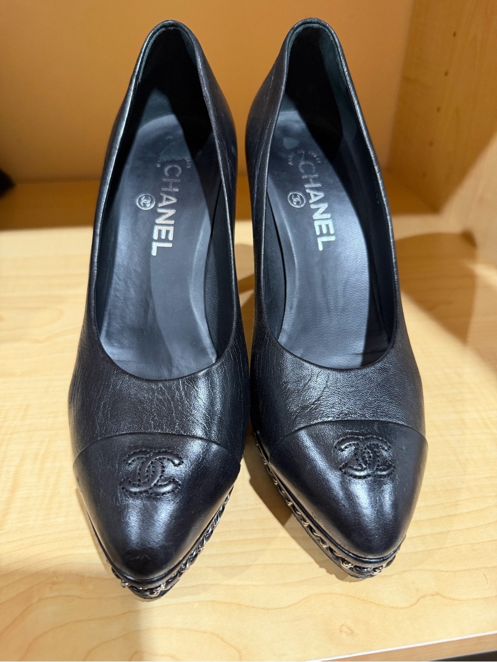 Chanel black leather pumps size 39